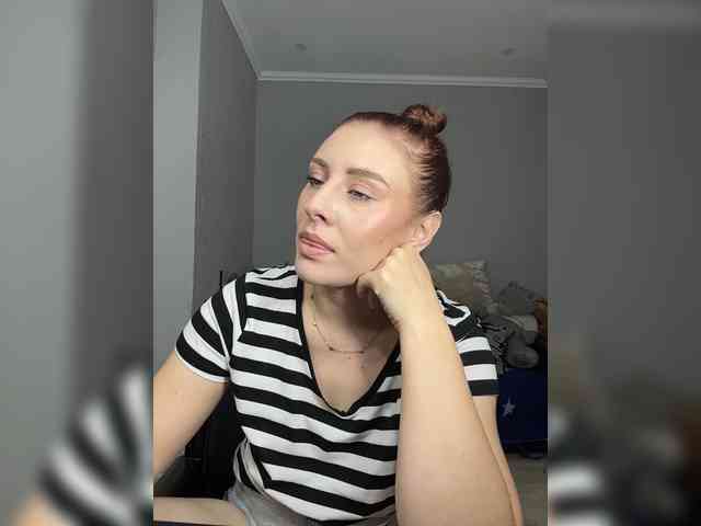 RedheadDevil webcam
