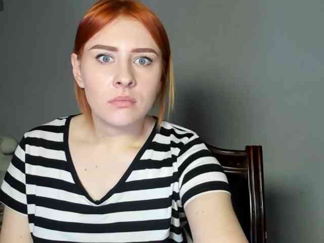 RedheadDevil webcam