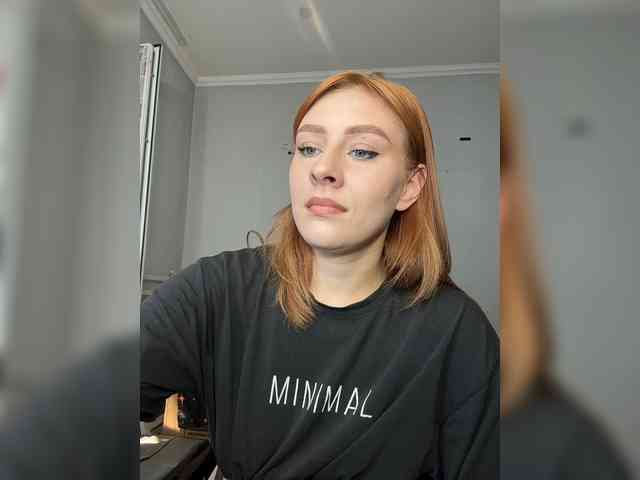 RedheadDevil webcam
