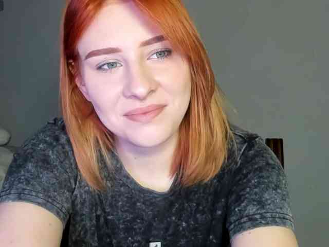 RedheadDevil webcam