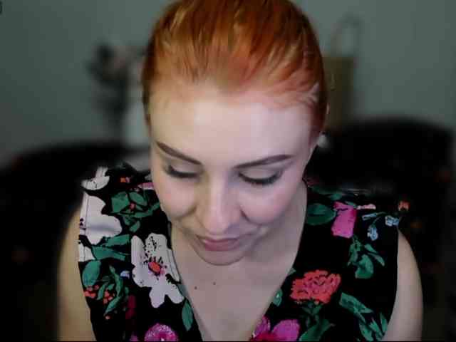 RedheadDevil webcam