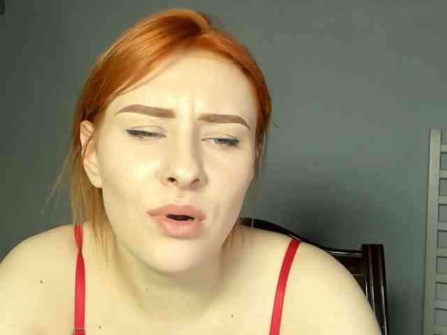 RedheadDevil webcam