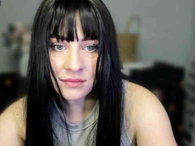 RedheadDevil webcam