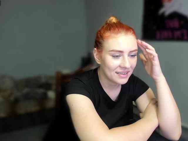 RedheadDevil webcam
