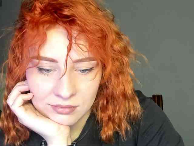 RedheadDevil webcam
