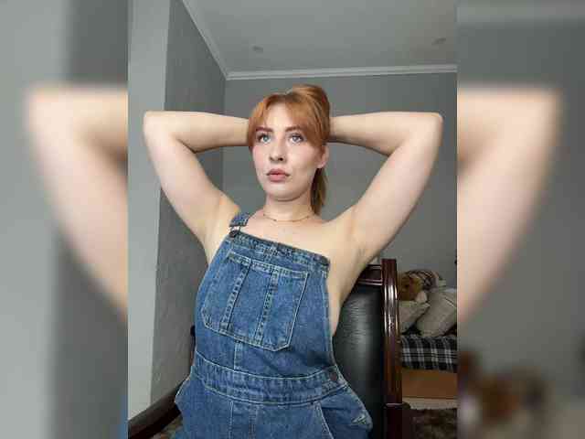 RedheadDevil webcam