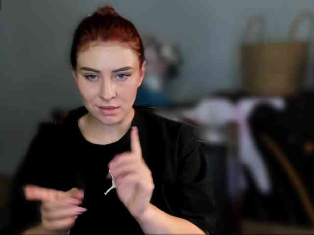 RedheadDevil webcam