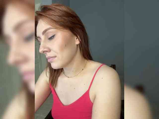 RedheadDevil webcam
