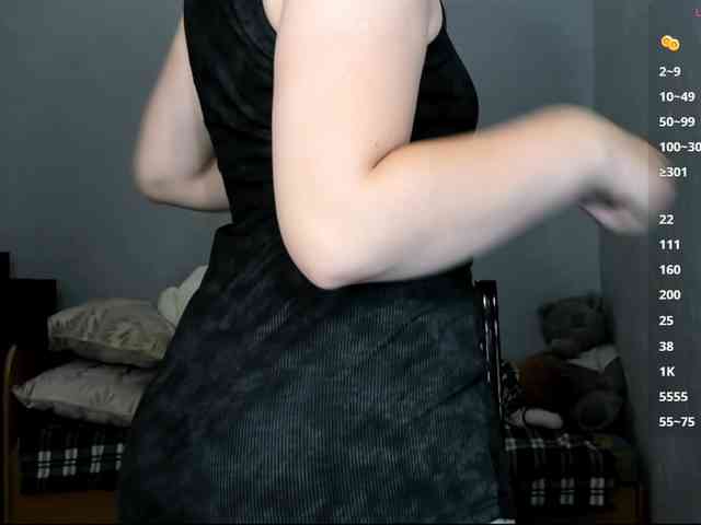 RedheadDevil webcam