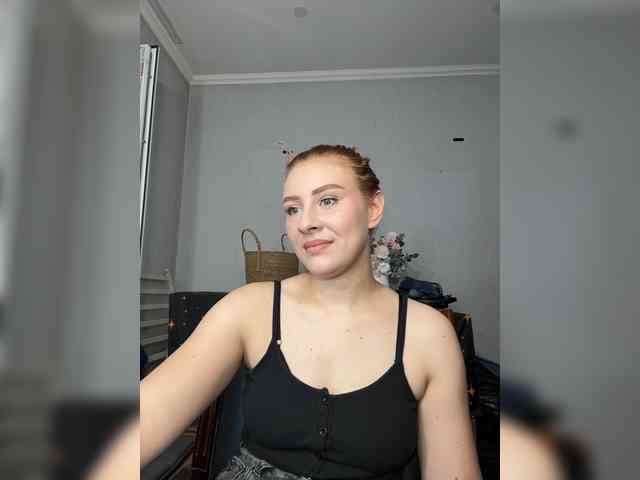 RedheadDevil webcam