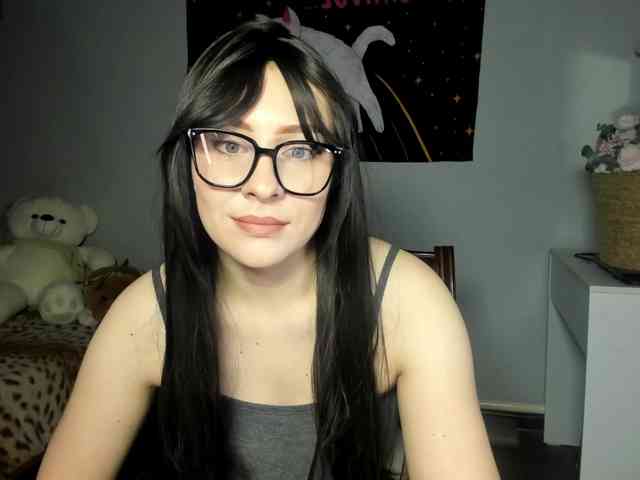RedheadDevil webcam