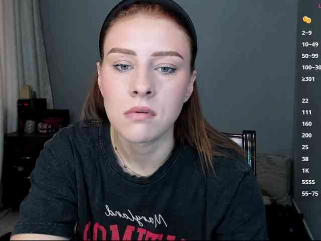 RedheadDevil webcam