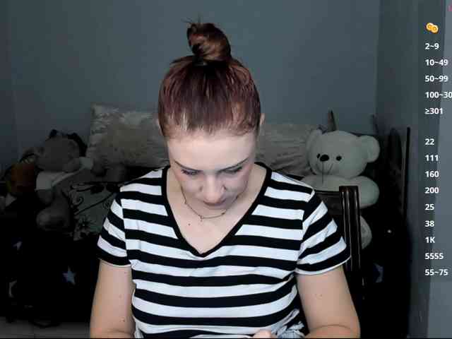 RedheadDevil webcam