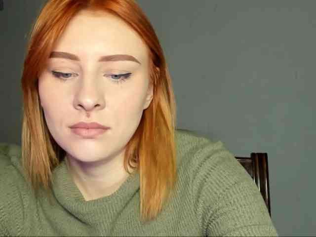 RedheadDevil webcam