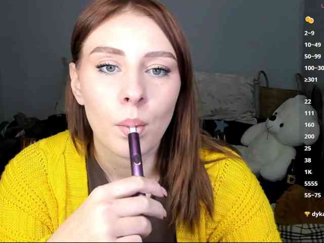 RedheadDevil webcam