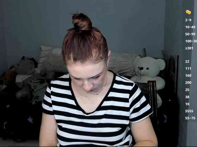 RedheadDevil webcam