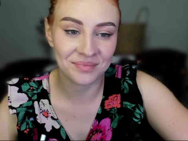 RedheadDevil webcam