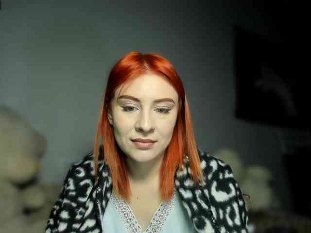RedheadDevil webcam