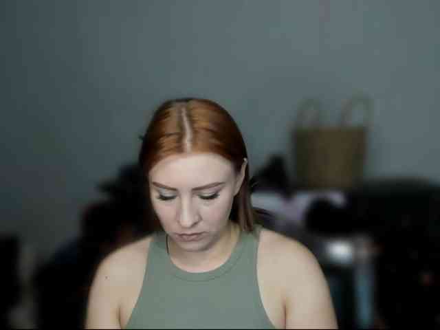 RedheadDevil webcam