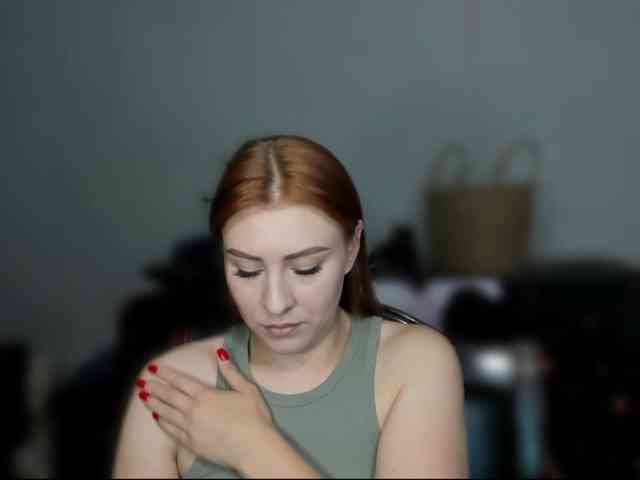 RedheadDevil webcam