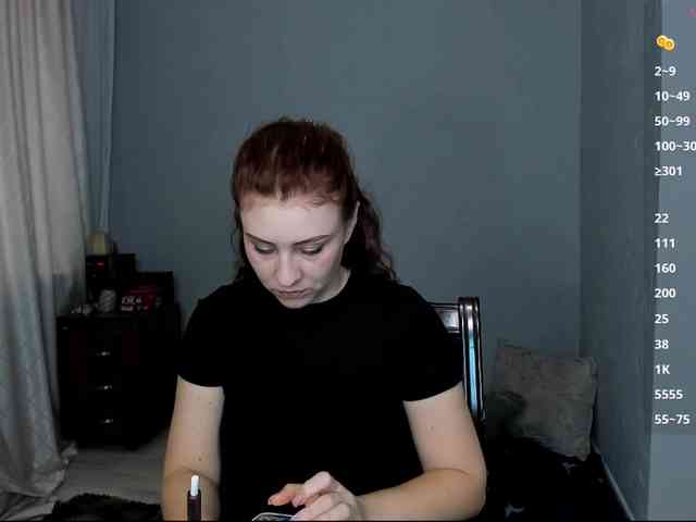 RedheadDevil webcam