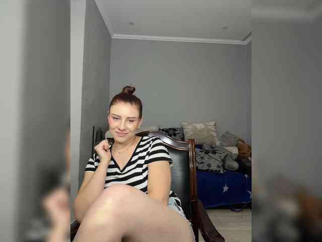 RedheadDevil webcam