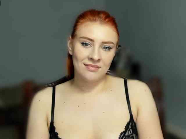 RedheadDevil webcam