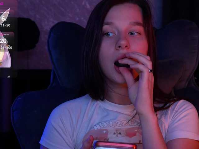 MossiPolli live cam on BongaCams