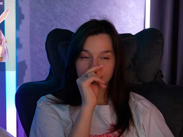 _Polly_ live cam preview