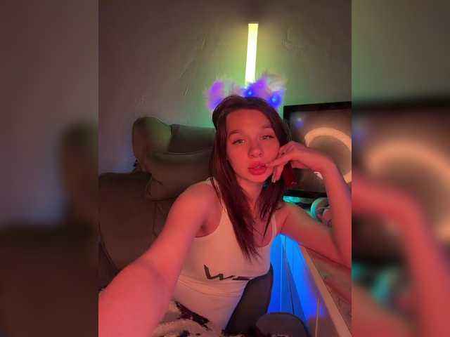 MossiPolli live cam on BongaCams