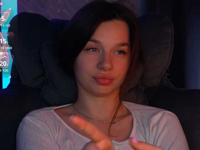 MossiPolli live cam on BongaCams