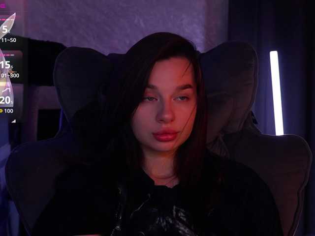 MossiPolli live cam on BongaCams