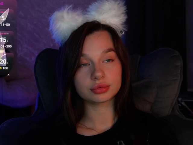 MossiPolli live cam on BongaCams