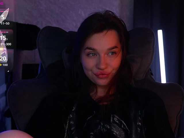 MossiPolli live cam on BongaCams