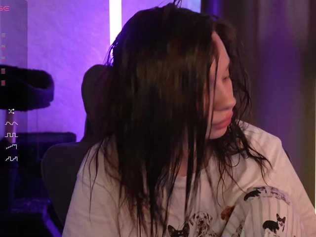 MossiPolli live cam on BongaCams