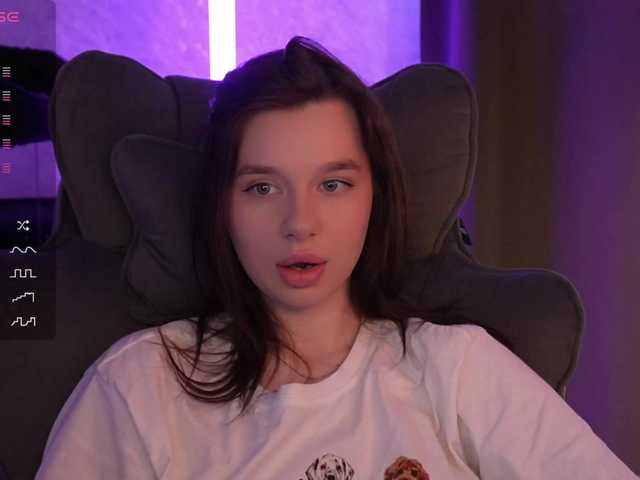 MossiPolli live cam on BongaCams