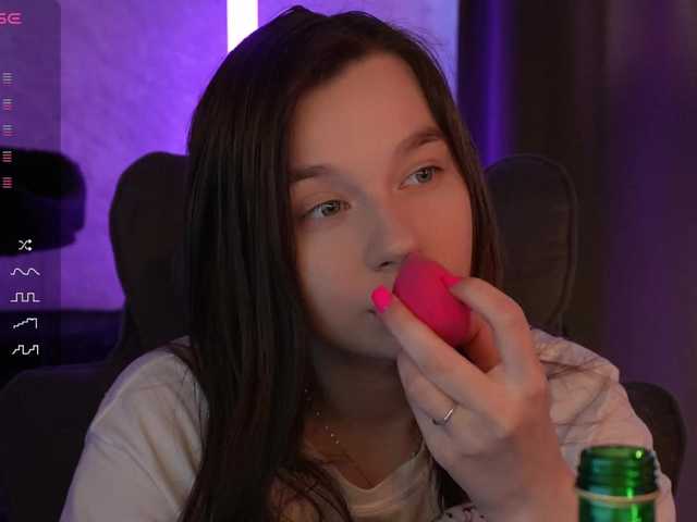 MossiPolli live cam on BongaCams