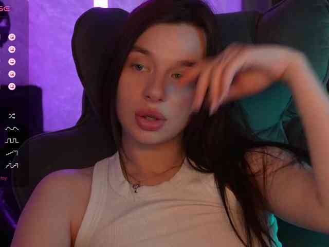 _Polly_ webcam