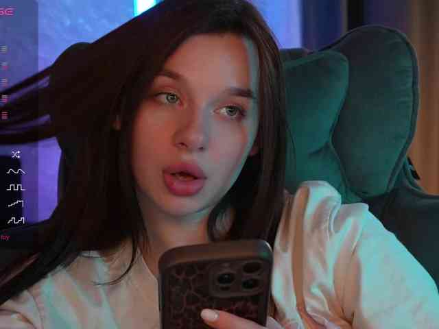 _Polly_ webcam