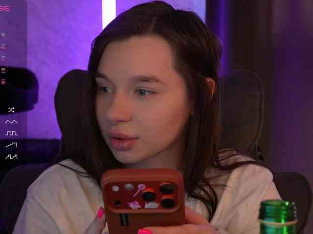 _Polly_ webcam