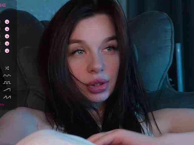 _Polly_ webcam