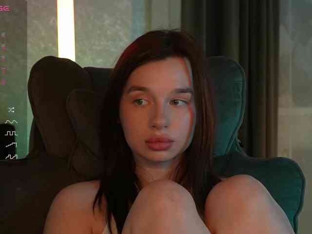 _Polly_ webcam