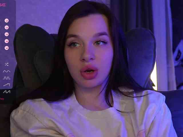 _Polly_ webcam