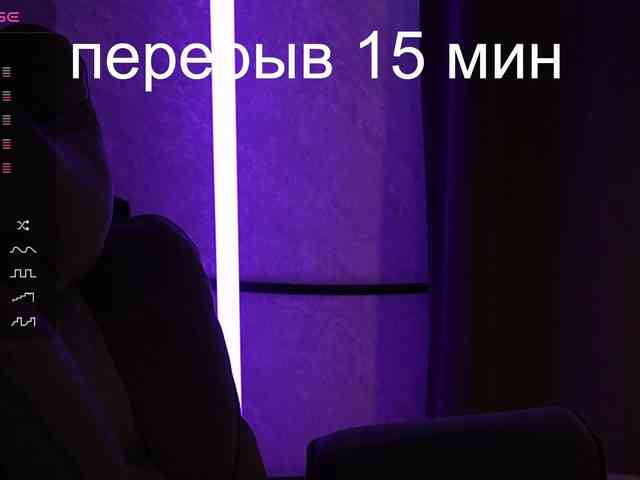 _Polly_ webcam