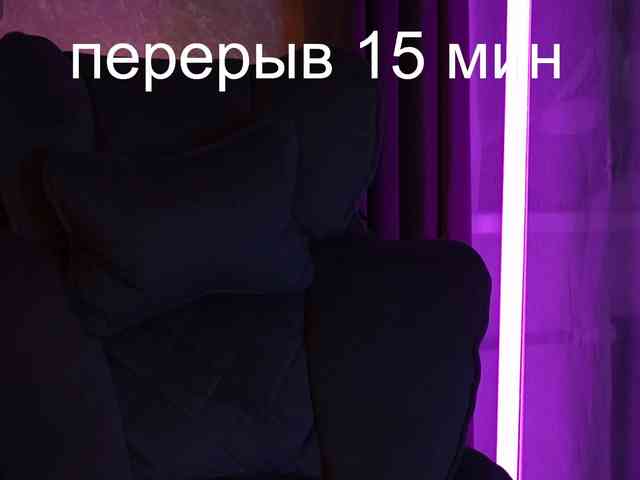 _Polly_ webcam