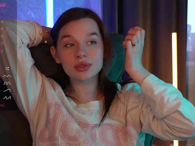 _Polly_ webcam