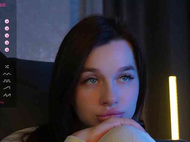_Polly_ webcam