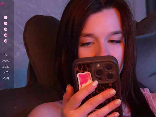 _Polly_ webcam