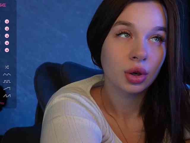 _Polly_ webcam