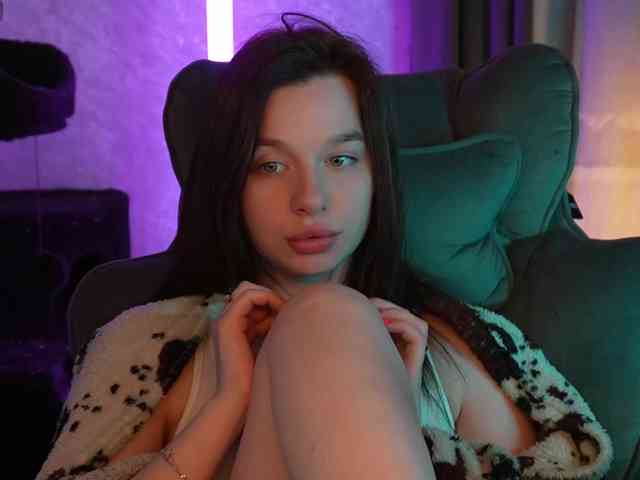 _Polly_ webcam